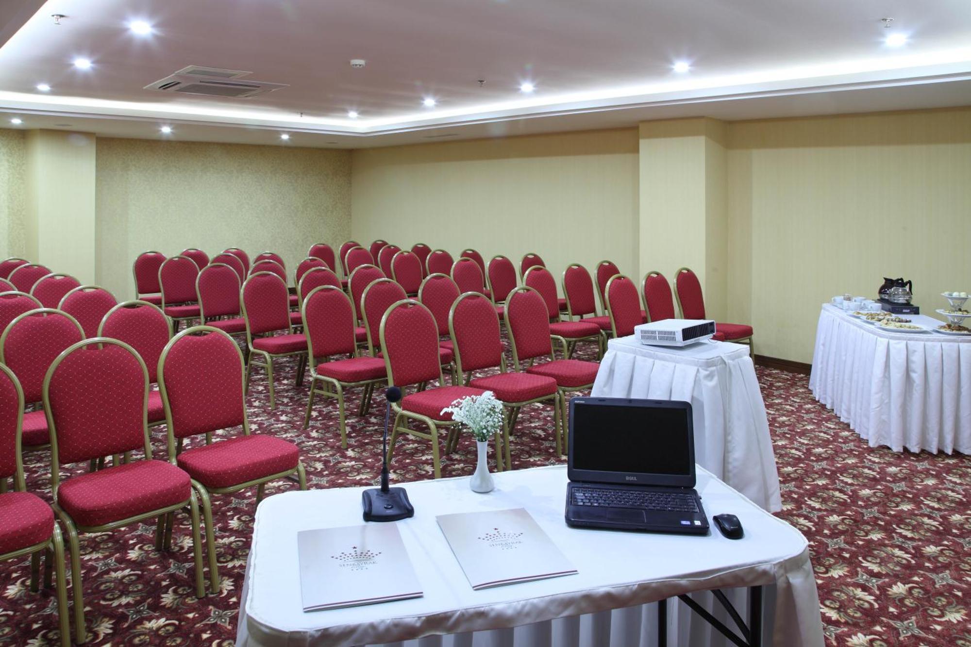 Hotel Senbayrak City Адана Экстерьер фото