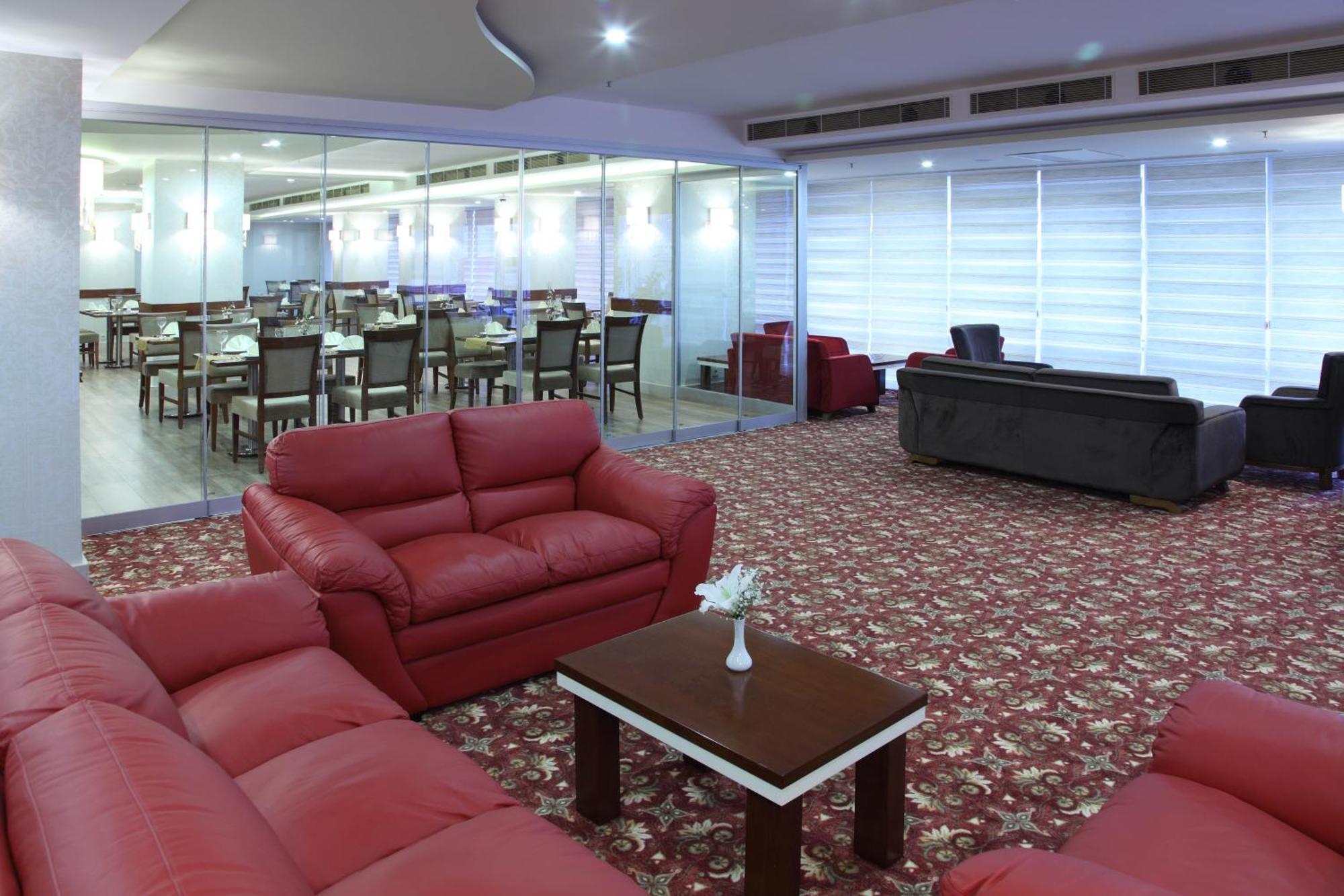 Hotel Senbayrak City Адана Экстерьер фото